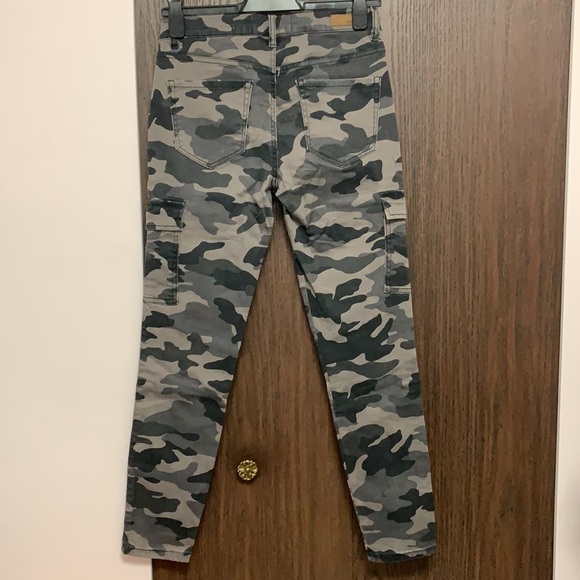Garage Camouflage Pants - Picture 2 of 3
